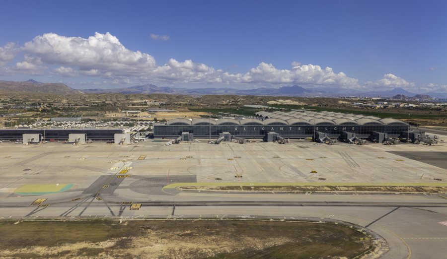 Flughafengebäude am Flughafen Alicante-Elche